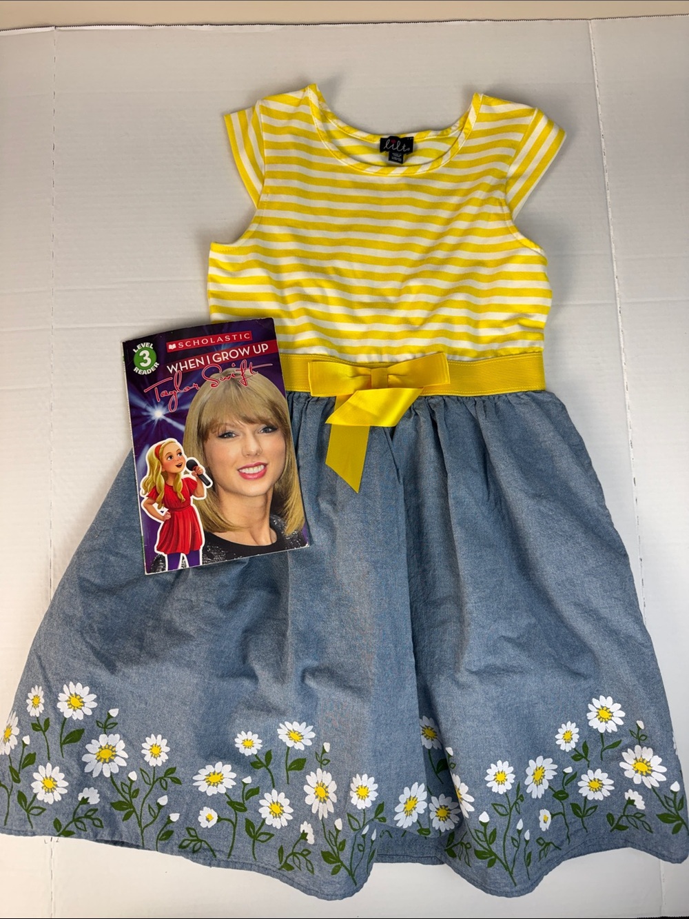 Girls size 8-10 lot summer 16 pieces, nike, cat and jack, limited too - Picture 9 of 9